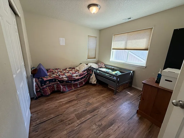 20630 Daisy Ln — Photo 12