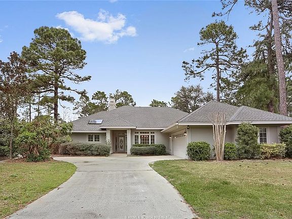 2nd image of 25 Pearl Reef Ln