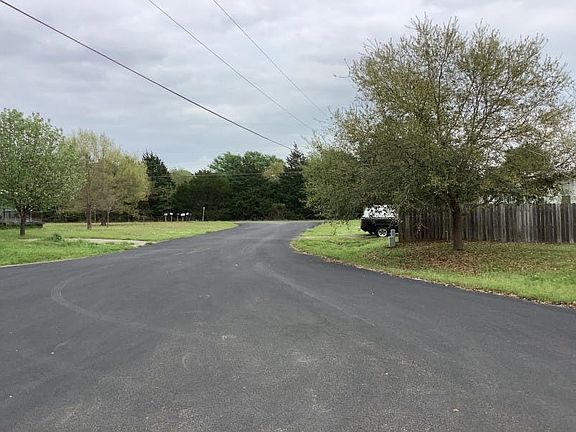 4th image of 10591 Stoney Glen Cir