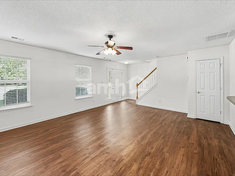 130 Devon Forest Dr — Photo 6