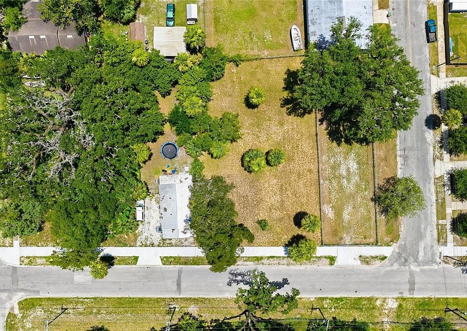 1st image of 219 S 10TH STREET LOT 4