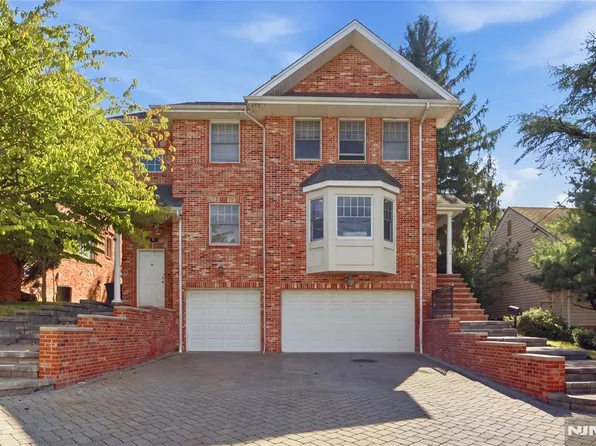 538 4th Street, Palisades Park, NJ 07650