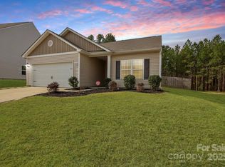 8606 Highgate Dr, Charlotte, NC 28215