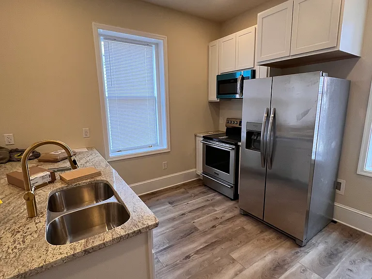1005 W High St — Photo 18