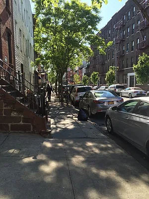 Rented by Loom Group | media 7