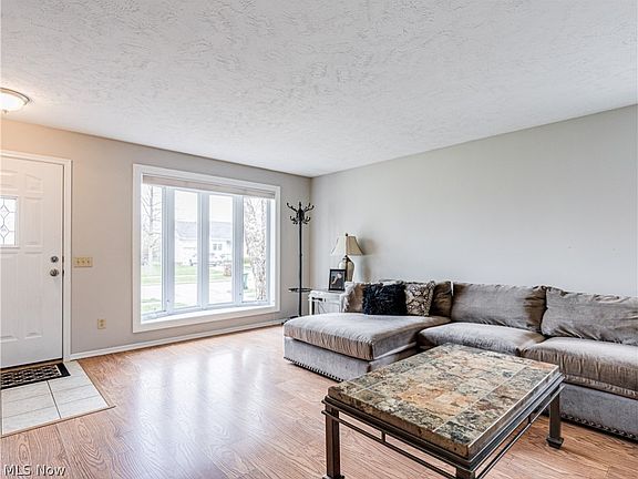 4th image of 1717 1/2 Grovewood Ave
