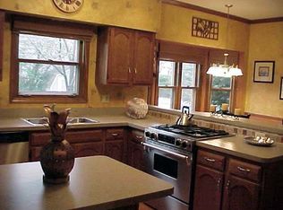 1191 Oakton Ln, Naperville, IL 60540