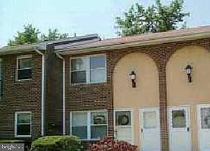 1st image of 805 Winding Way