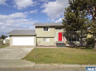 309 Viewcrest Ave, Port Angeles, WA 98362