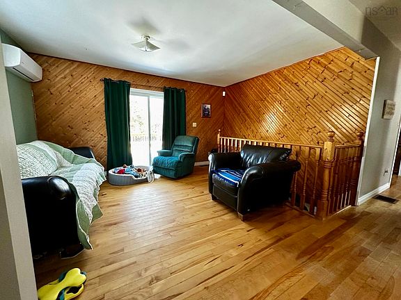 5th image of 349 Cooks Mill Rd