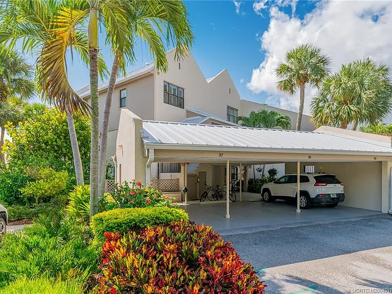 3901 SE Saint Lucie Blvd #37 — Photo 5