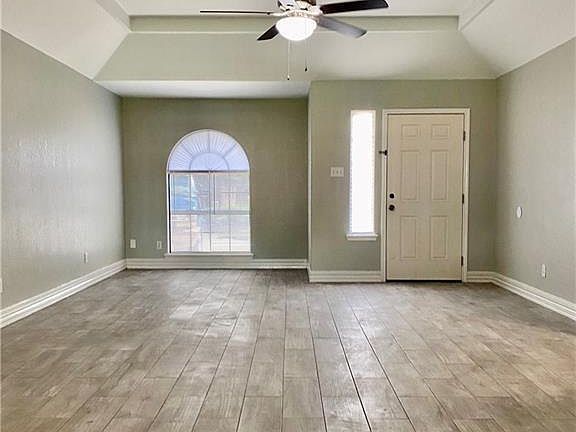 2nd image of 3405 Audrey Ln