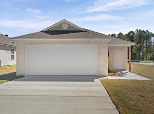 8105 Chesapeake Trl, Bauxite, AR 72011