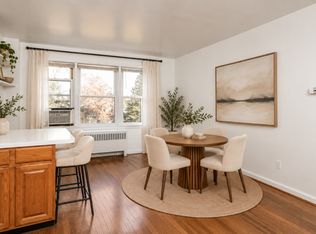 Hampton House Apartments, Des Moines, IA 50312