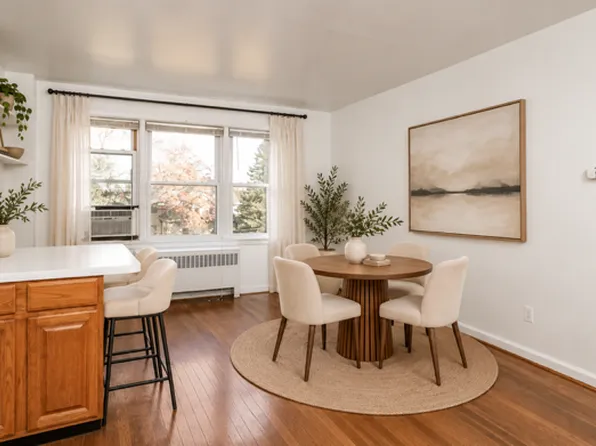 Hampton House Apartments