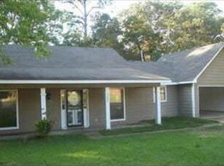 1753 Casteel Dr, Jackson, MS 39204