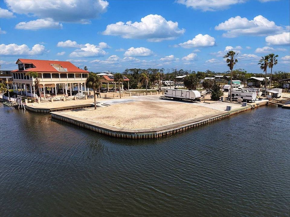 1st image of 98 Kingfisher Rd