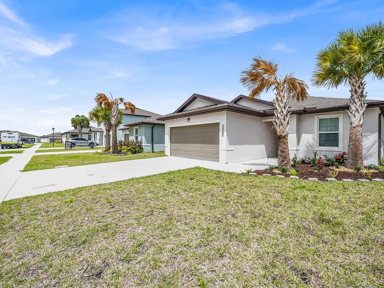 3 bed, 2.0 bath, 1464 sqft, $2,500 — Photo 3