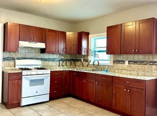 141 Leslie St #2A, Newark, NJ 07112