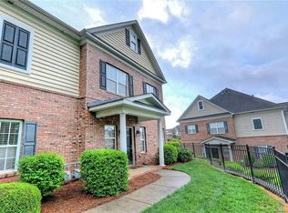 15327 Pahlmeyer Ln #B3, Charlotte, NC 28277