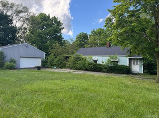 2609 Bertha Ave, Flint, MI 48504