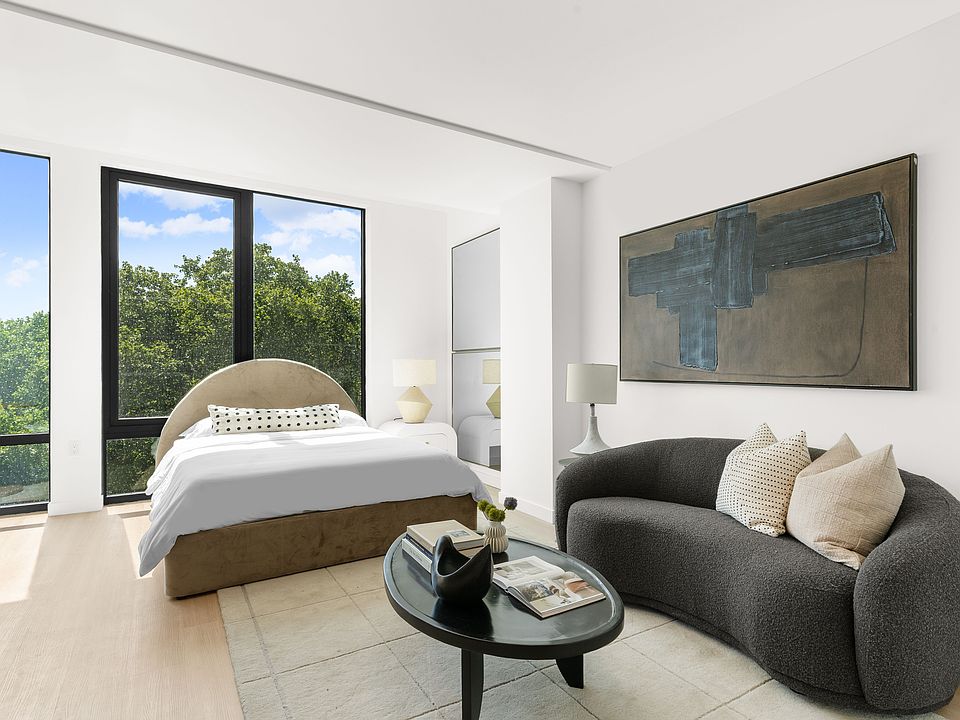 1st image of 125 Chrystie St #306