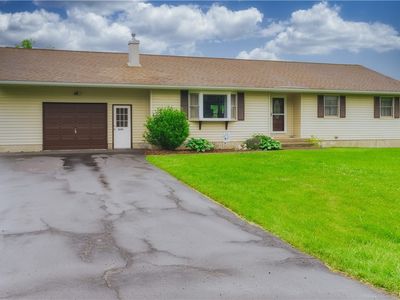 8240 Westmoreland Rd, Whitesboro, NY, 13492