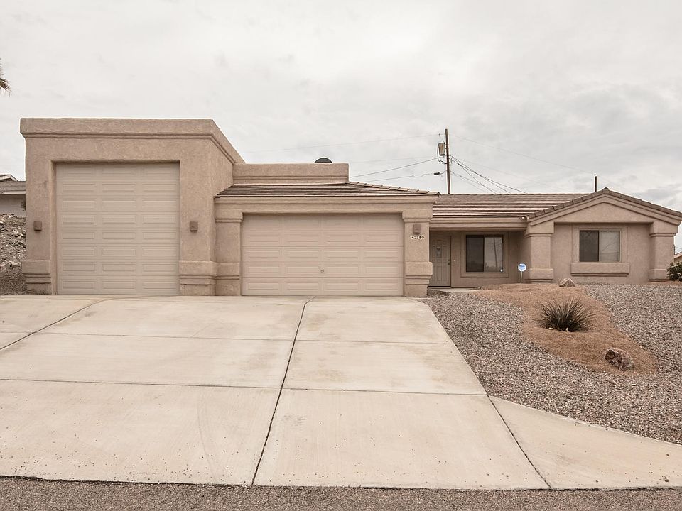 1st image of 2780 Bamboo Dr