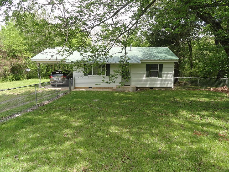 1st image of 104 Boyd Cir