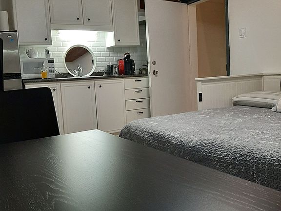 4th image of 34 Penhurst Ave #B1