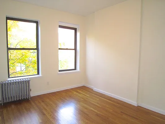 Rented by City Connections Realty | media 35