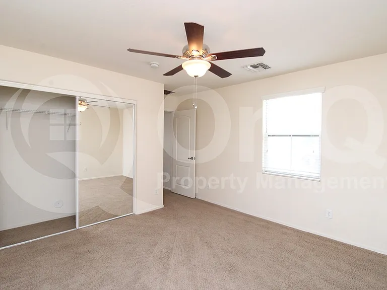 4273 E Oakland St — Photo 14
