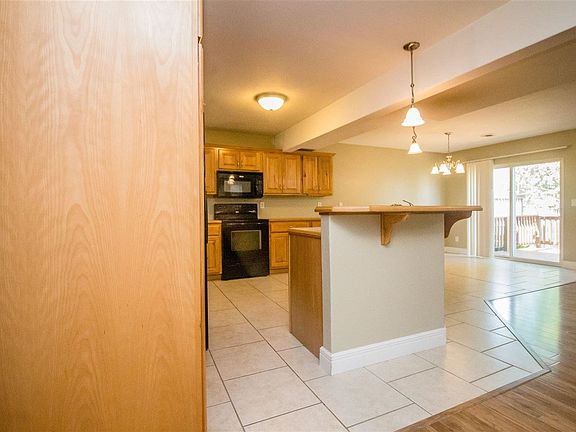 5th image of 607 Harland Dr