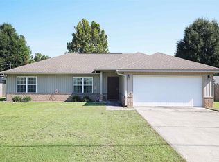 1412 Croquet Dr, Cantonment, FL 32533