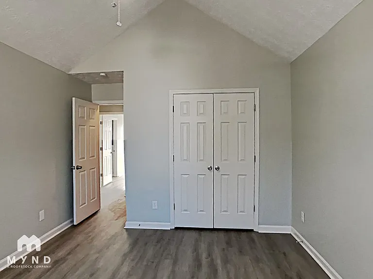 2079 Sugar Creek Falls Ct SE — Photo 10