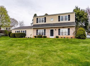 2 Devon Cir, Paoli, PA 19301