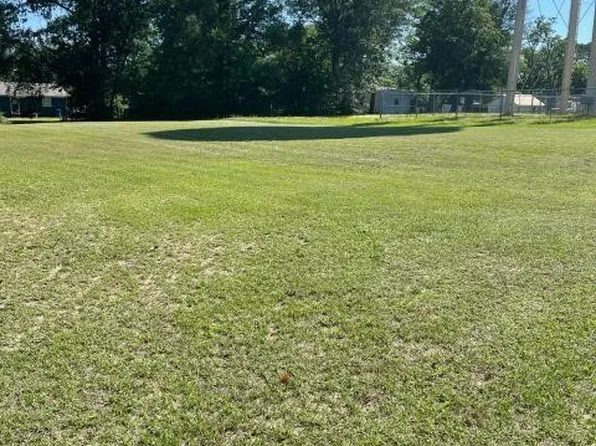 N Bois D Arc St, Van, TX 75790