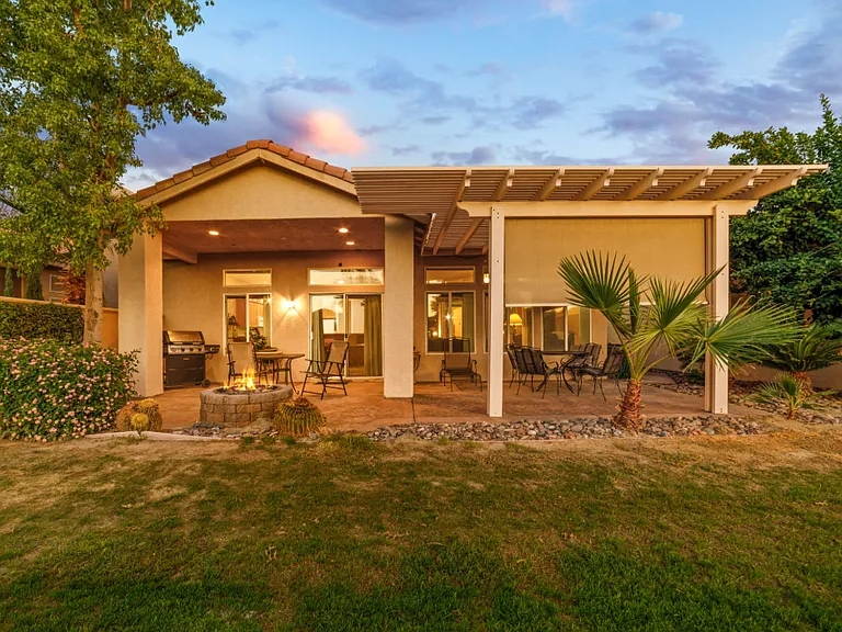 48861 Heifitz Dr — Photo 34