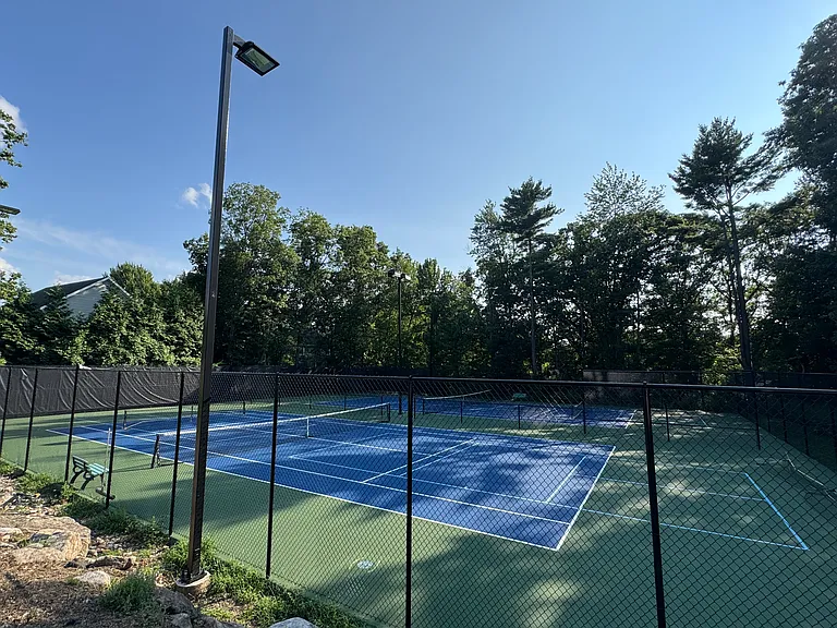 Pickleball / Tennis courts