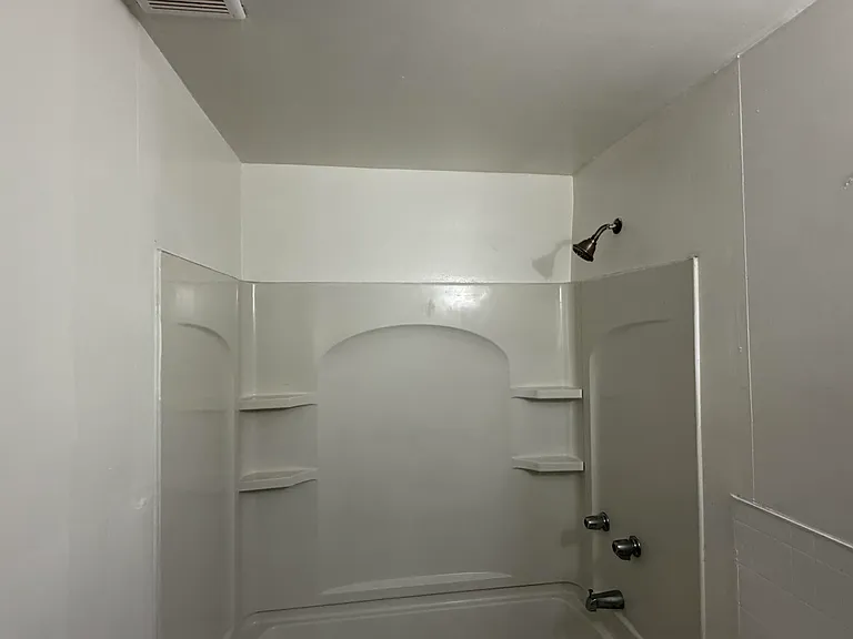 1217 Market St #A — Photo 5