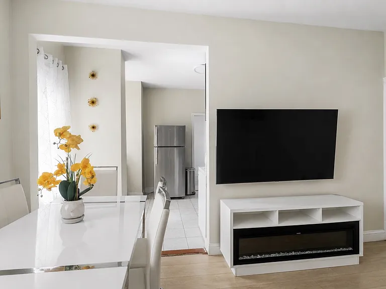 9119 Newkirk Ave #3 — Photo 5