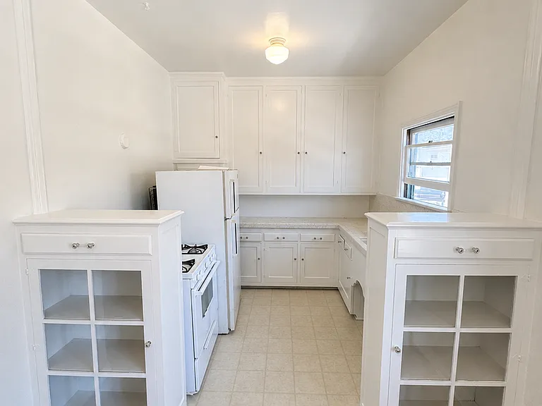 1237 E Santa Clara St — Photo 8