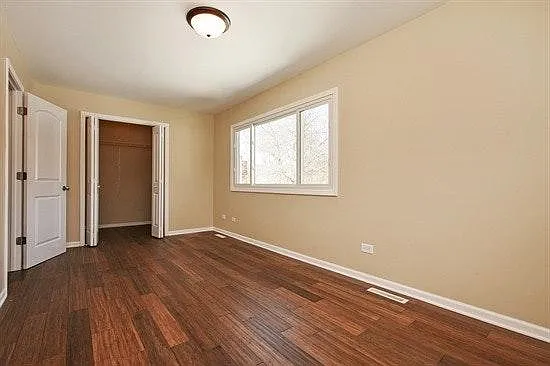 1562 N Harrison St — Photo 8