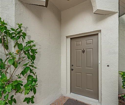 5th image of 722 Earls Ct