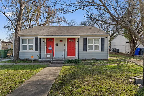 3916 Homan Ave #3918 Photo 1