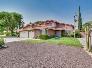 678 W Casmalia St, Rialto, CA 92377