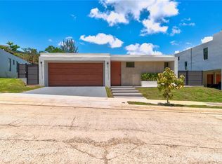 240 Saint Monteazul #240, Guaynabo, PR 00969