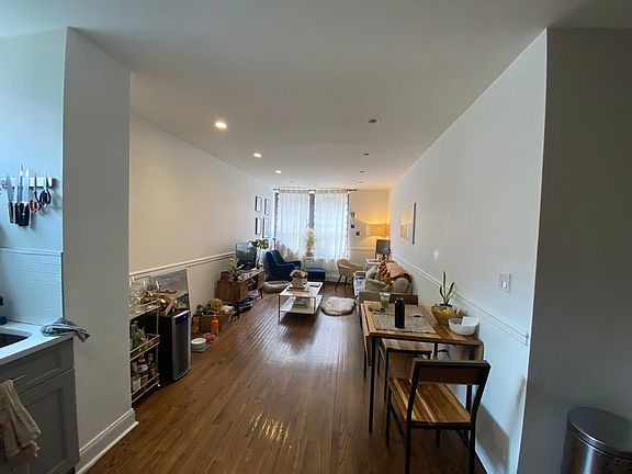 5th image of 654 Saint Marks Ave #D1