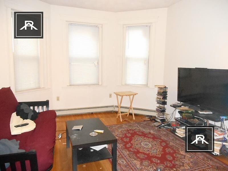 2nd image of 1675 Commonwealth Ave #4