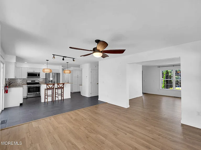 248 Compass Rd — Photo 14